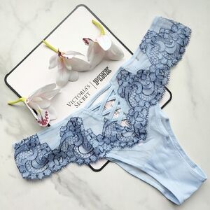 NWT VICTORIA'S SECRET DREAM ANGELS BOHO FLORAL EMBROIDERY BRAZILIAN PANTY IN FAD